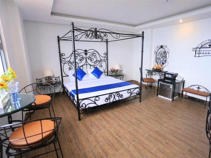 Azura Gold Hotel & Apartment Nha Trang Exterior photo
