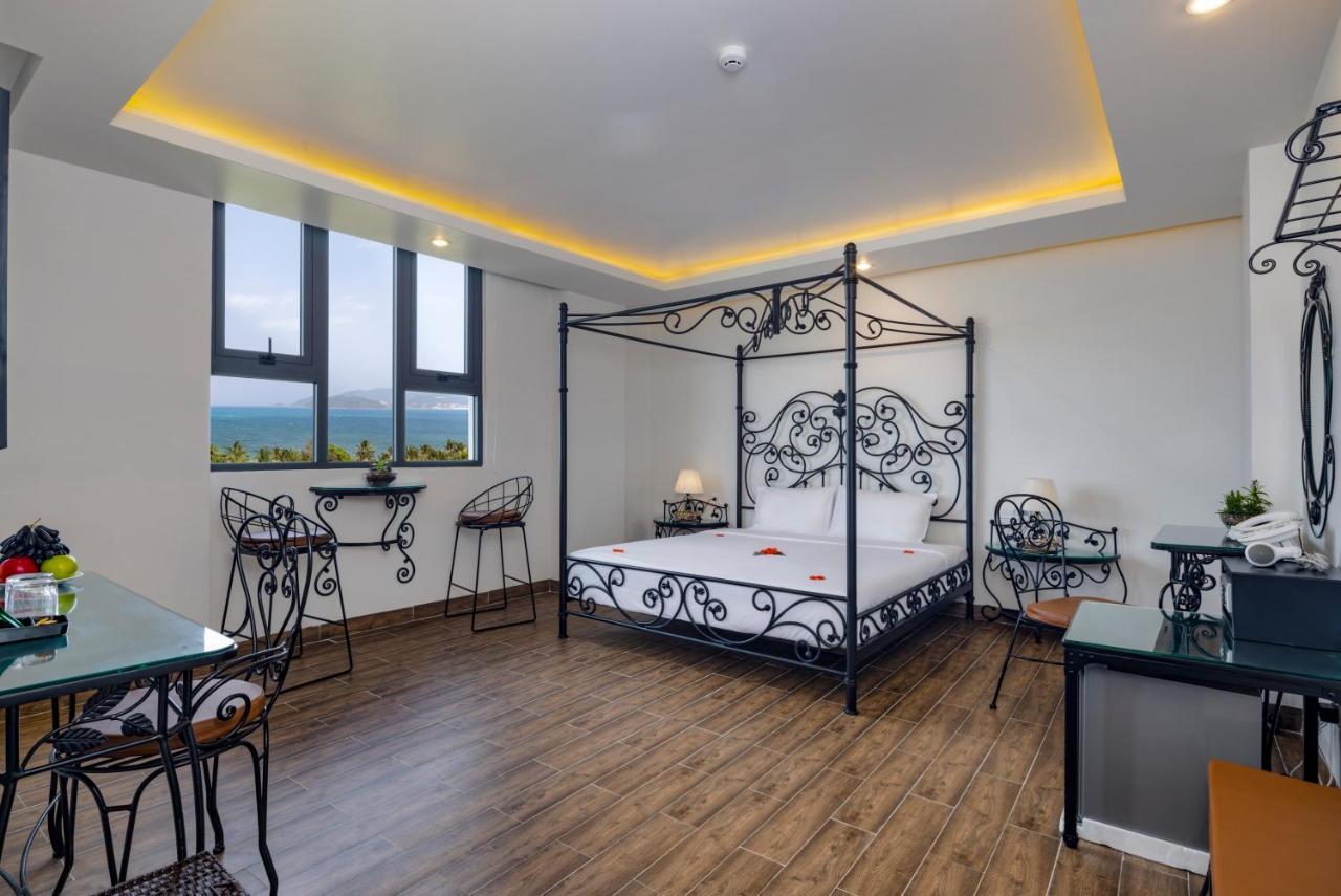 Azura Gold Hotel & Apartment Nha Trang Exterior photo