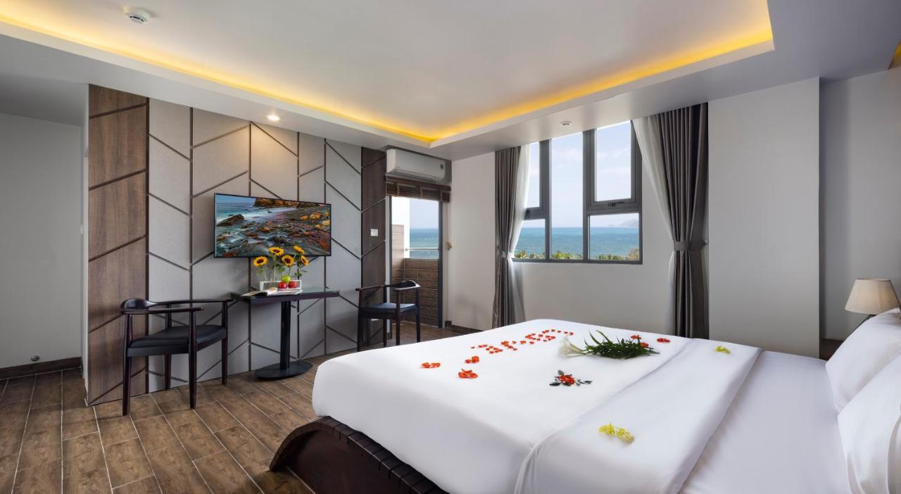Azura Gold Hotel & Apartment Nha Trang Exterior photo
