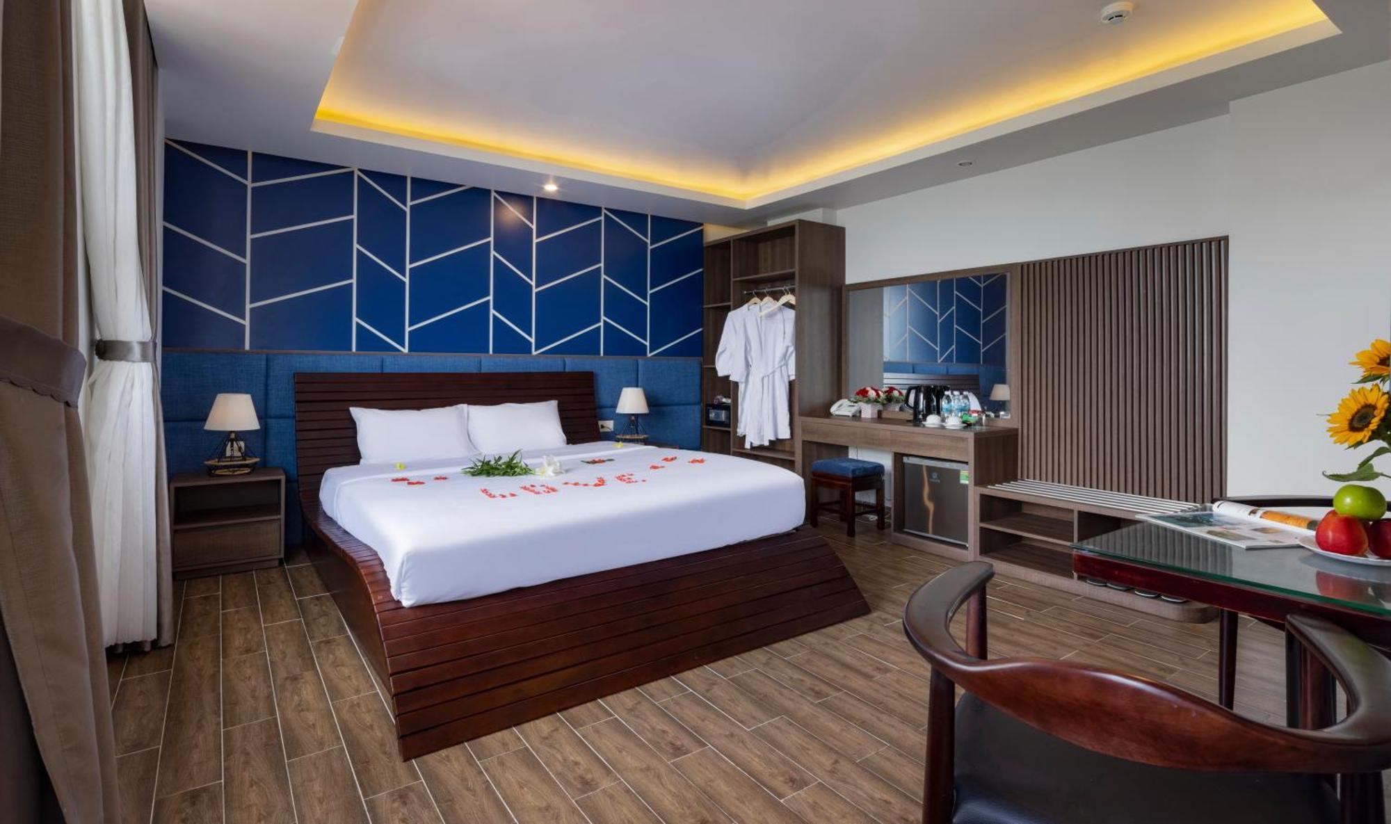 Azura Gold Hotel & Apartment Nha Trang Exterior photo