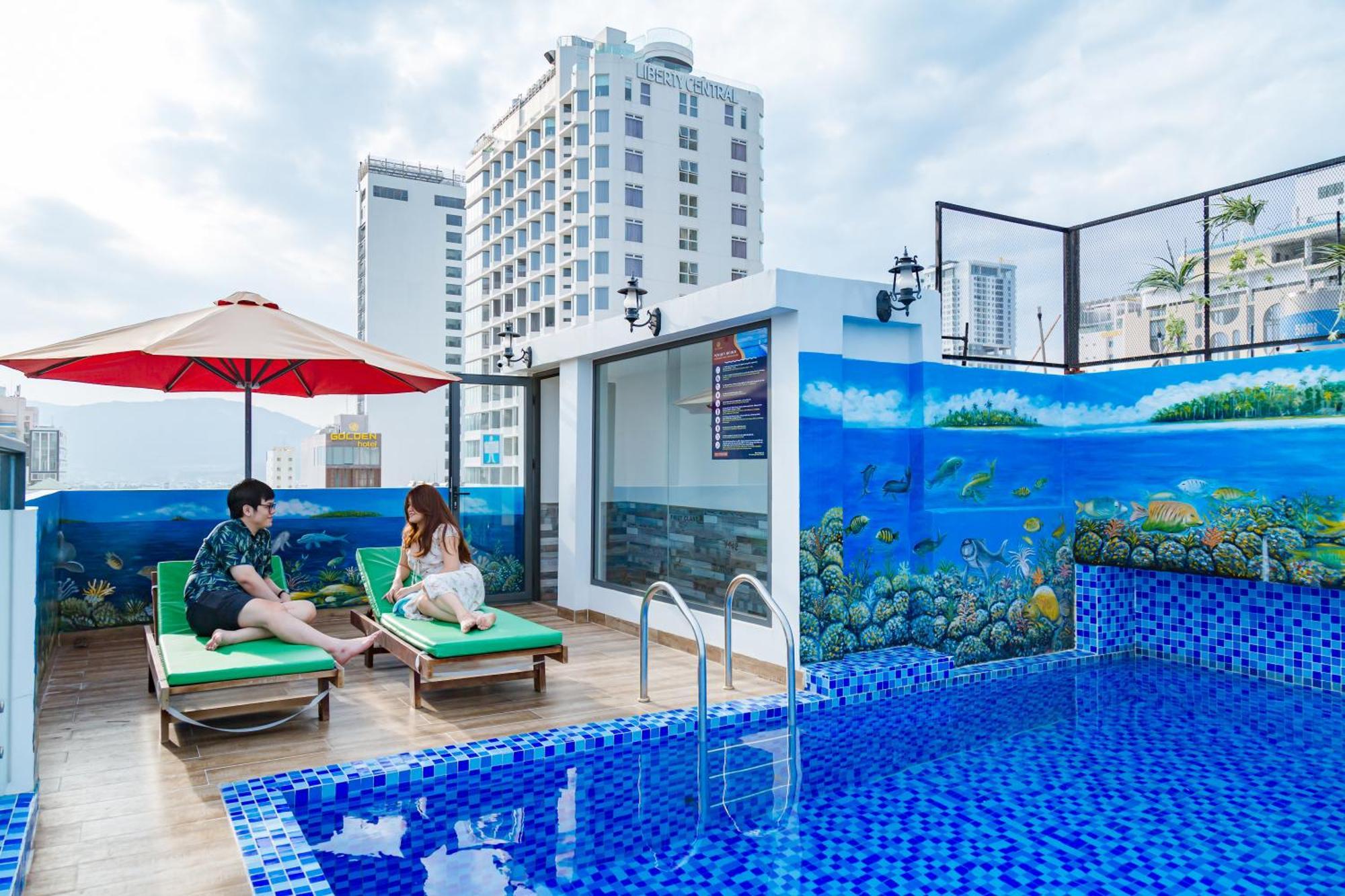 Azura Gold Hotel & Apartment Nha Trang Exterior photo