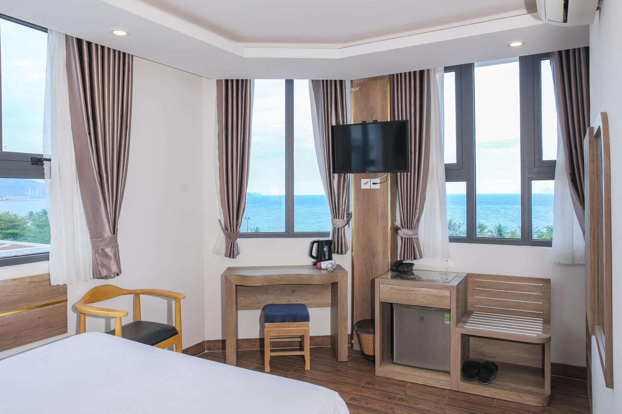 Azura Gold Hotel & Apartment Nha Trang Exterior photo